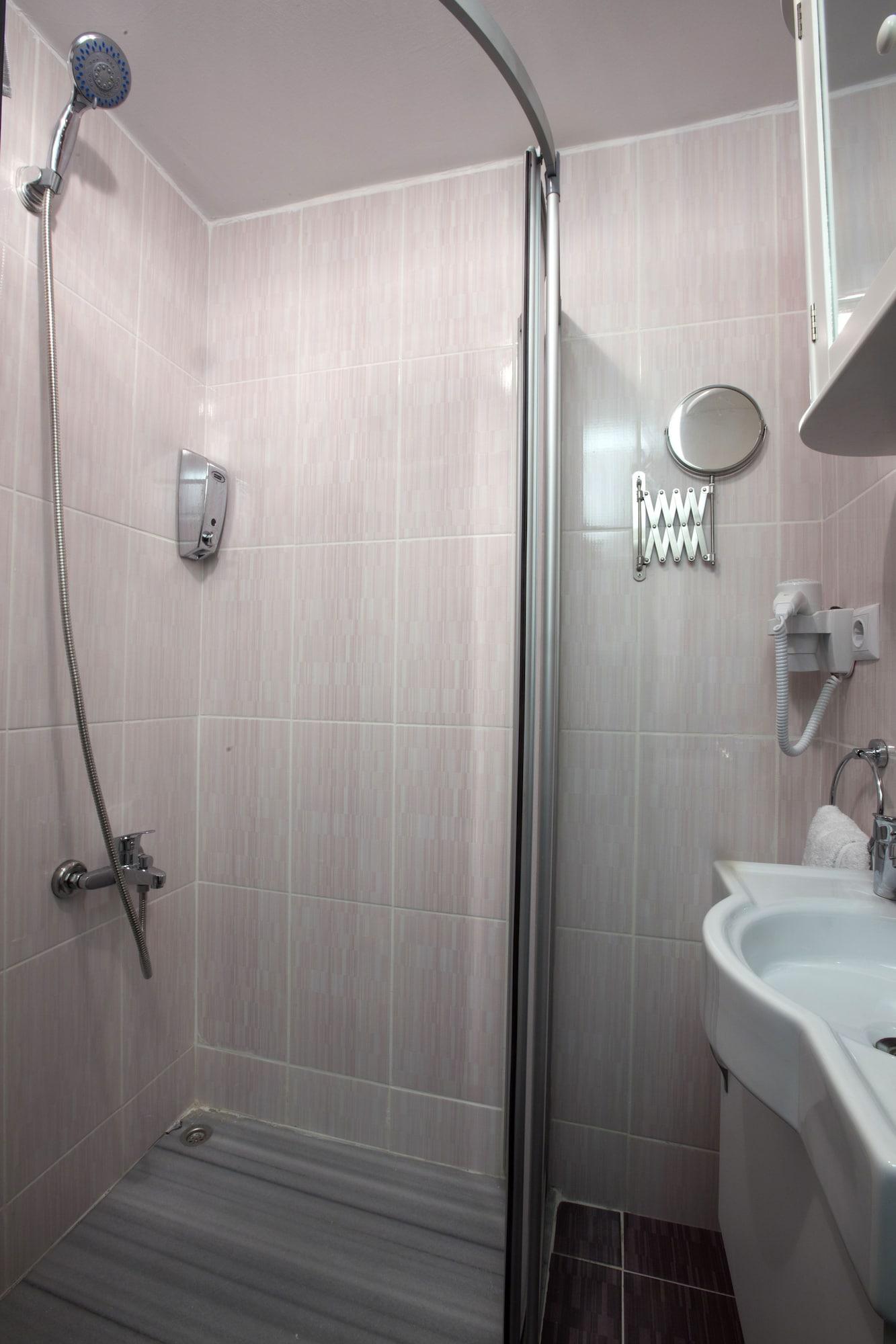 Golden Galata Aparthotel Istanbul Exterior photo